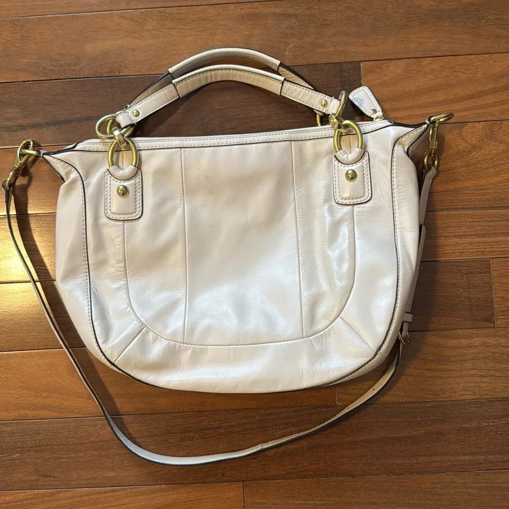 Cream/white Coach Crossbody Bag - Picture 7 of 17
